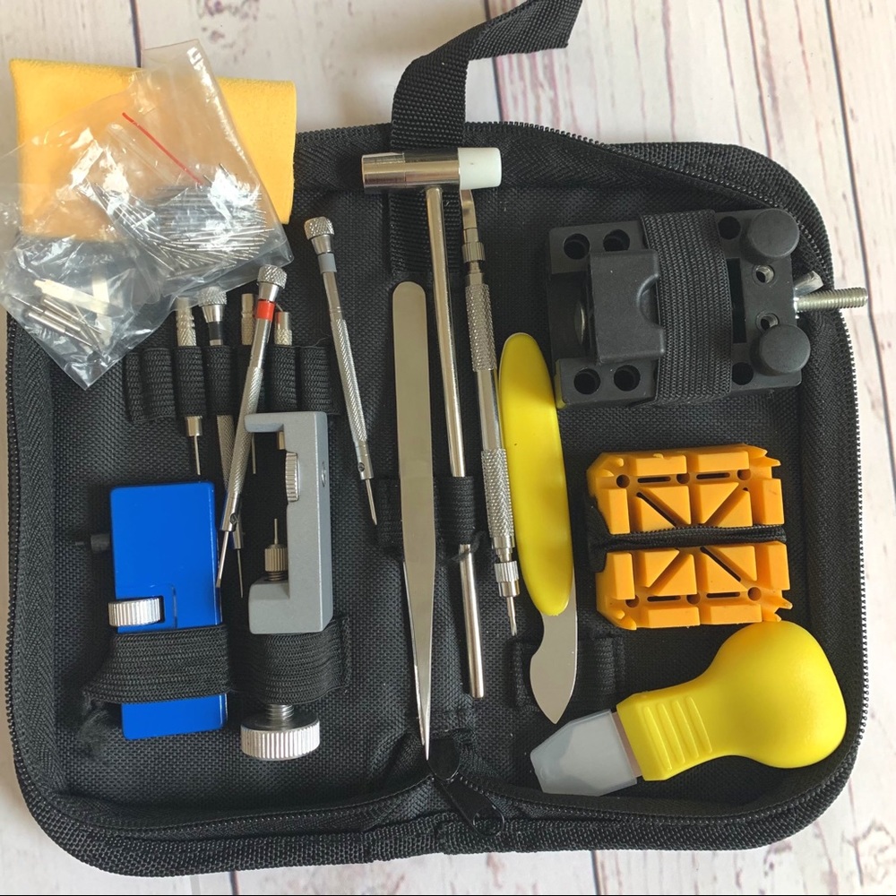 Basic watch repair kit in case with tools links & more